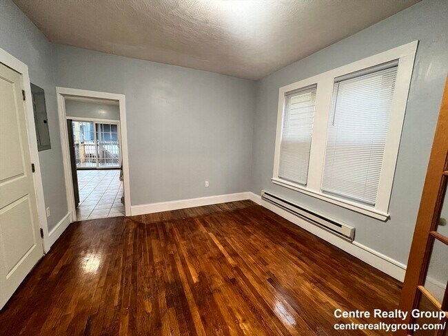 Building Photo - 67 Morris St