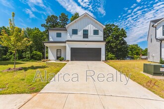 Building Photo - 118 Silverwood Ct