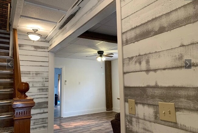 Building Photo - 732 Ehrhorn St