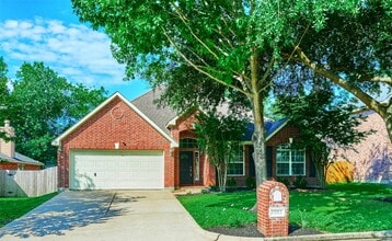 Building Photo - 13313 Enchanted Way