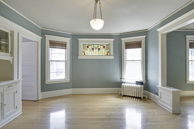 Foto del edificio - 3829 Pillsbury Ave S