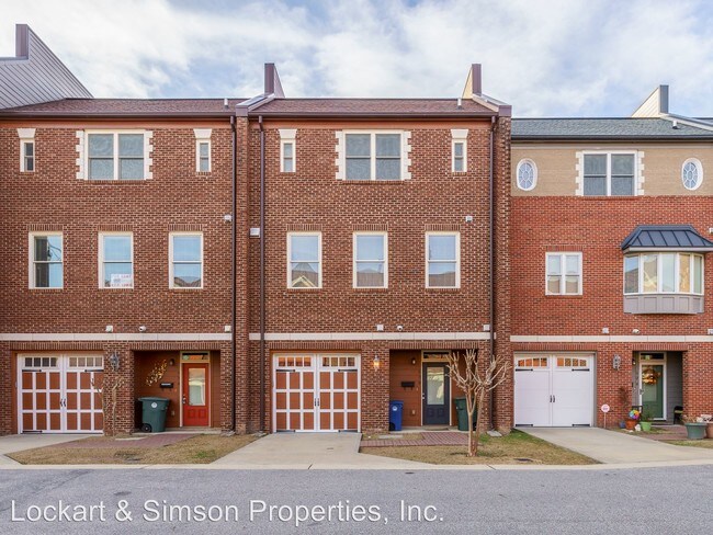 Building Photo - 130 Pennmark Pl