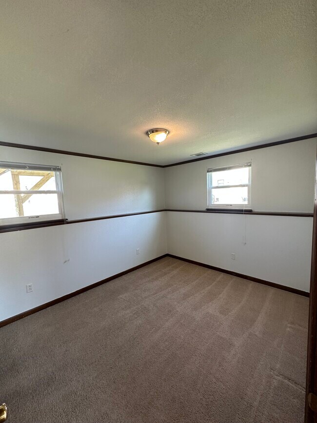 Building Photo - 8104 Bel Ray Ct
