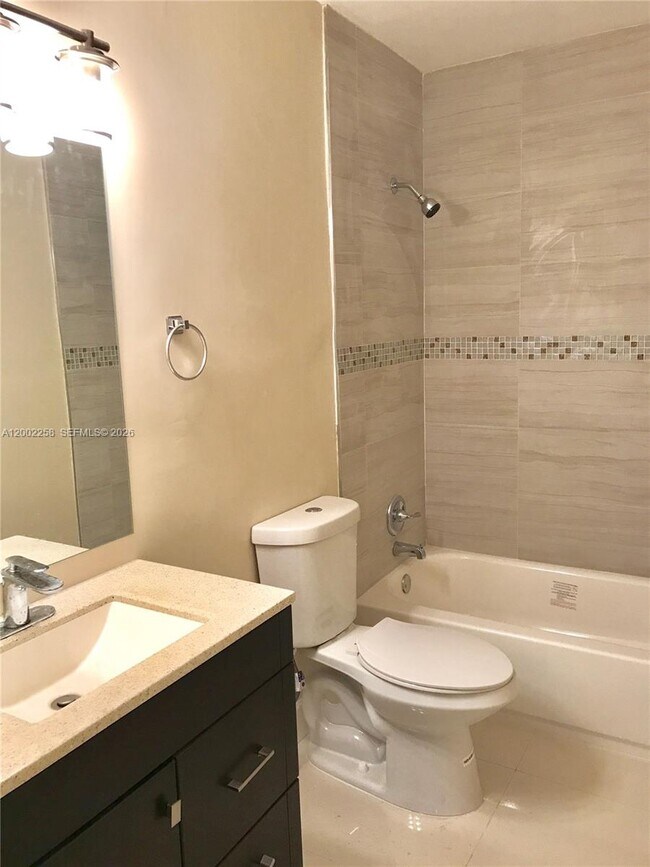 Foto del edificio - 3700 Taft St