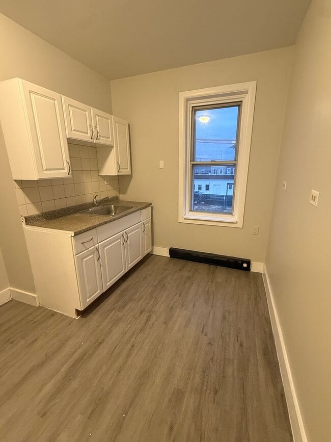 Photo - 2363 Orthodox St Apartment