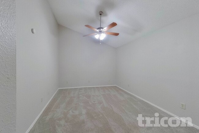 Building Photo - 806 Gable Ave