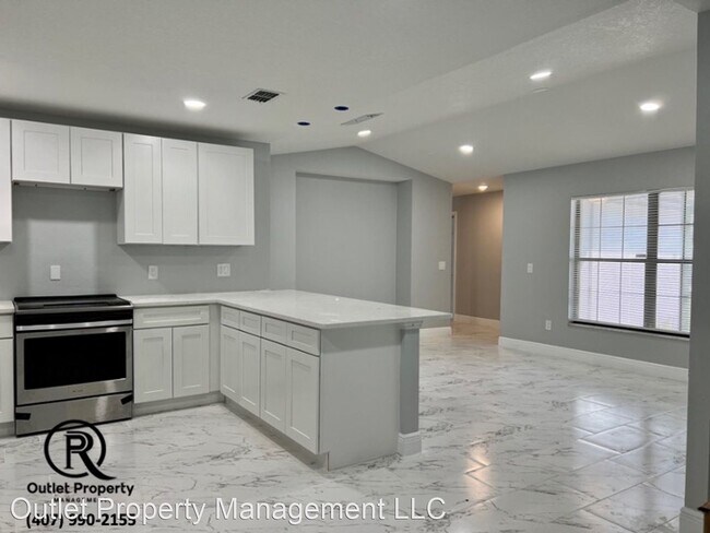 Building Photo - 4 br, 2 bath House - 3244 Sardinia Terrace