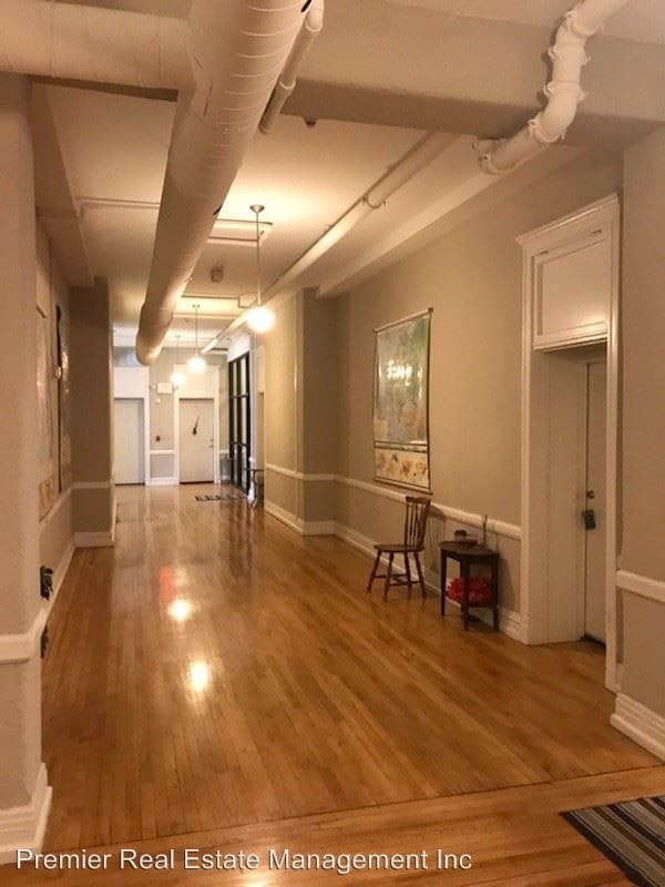Building Photo - 1040 Orville Ave