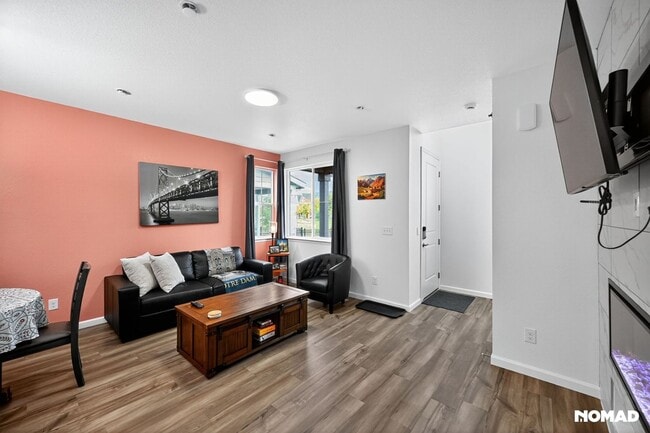 Foto del edificio - 18201 French Creek Ave