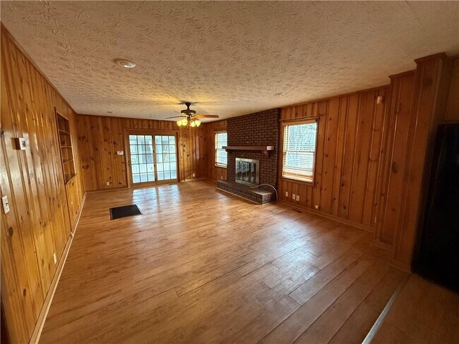 Foto del edificio - 7322 Hwy 53