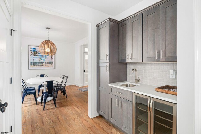 Foto del edificio - 116 N Decatur Ave