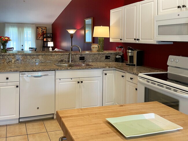 Foto del edificio - 13075 Albright Ct