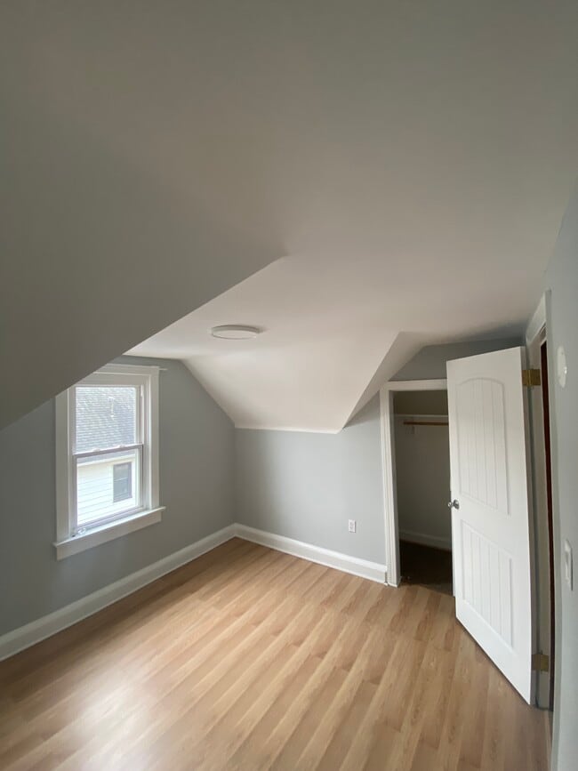 Bedroom 3 - 220 Hayward Pl