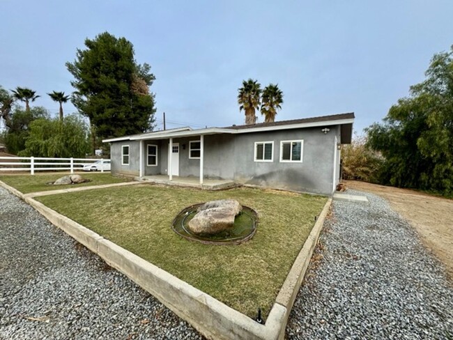 Building Photo - Newly remodeled single story home on land ...