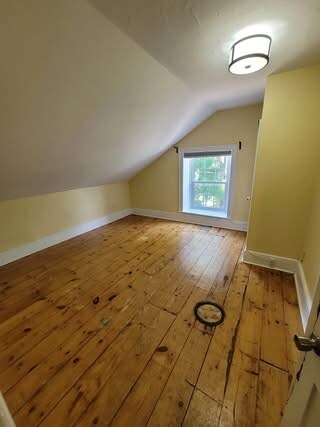 Building Photo - 61 Yorkshire St S