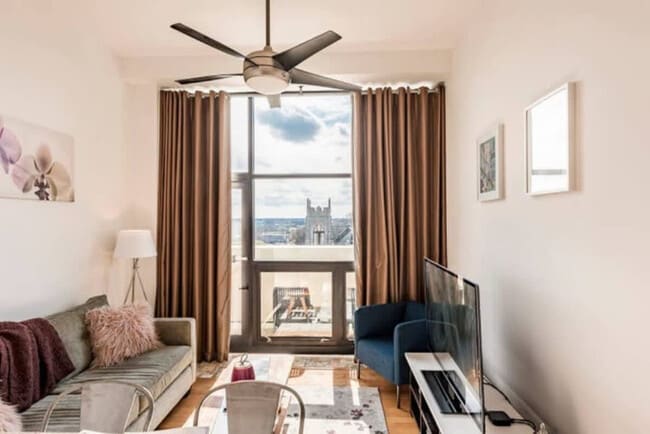 Building Photo - 715 N Church St