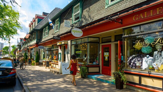 Photo du bâtiment - 5824 Macara Street