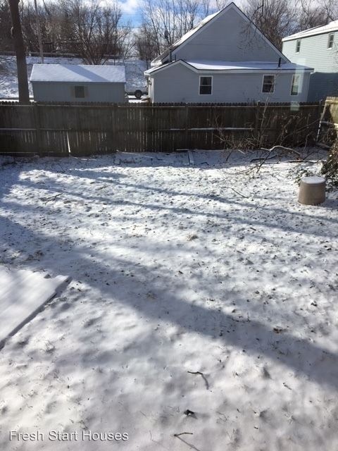 Building Photo - 314 Raphael Ave