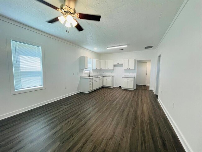 Building Photo - 4326 Co Rd 458