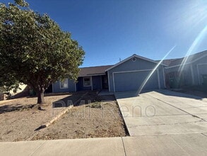 Building Photo - 435 Trellis Dr