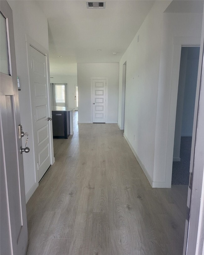 Building Photo - 4202 Big Frk Ct