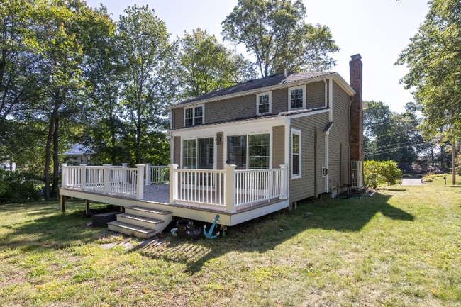 Building Photo - 12 Jillson Cir