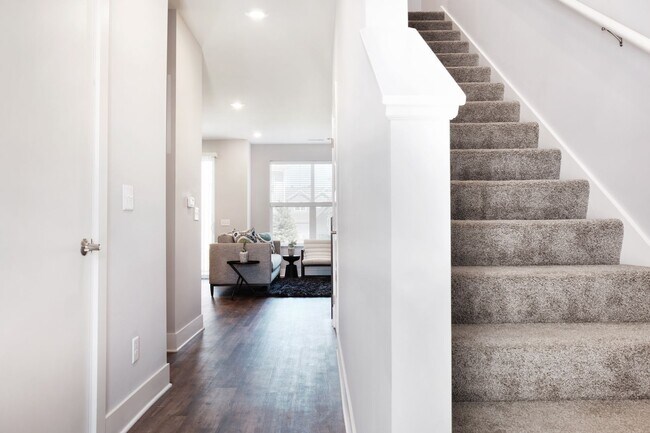 Foto del edificio - The Cedar | Two Bedroom - (no basement)
