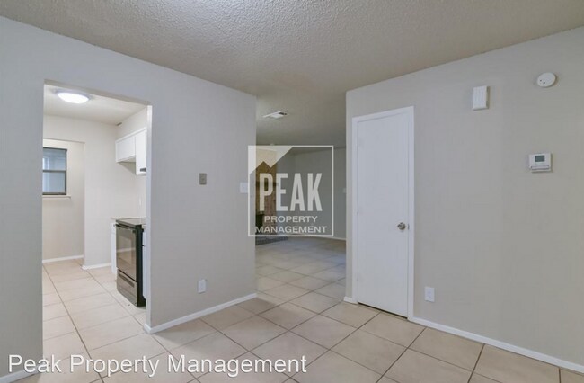 Building Photo - 2 br, 2 bath House - 6176 Vega Dr