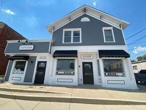 Building Photo - 11028 Front St
