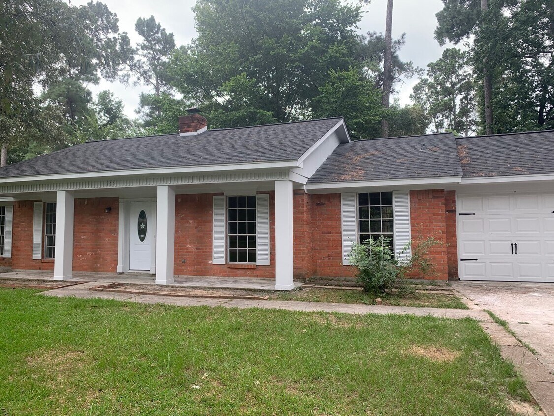 Primary Photo - 334 Gamewood Dr
