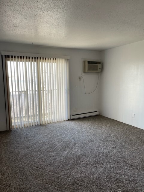 Building Photo - Crossroad Apartments