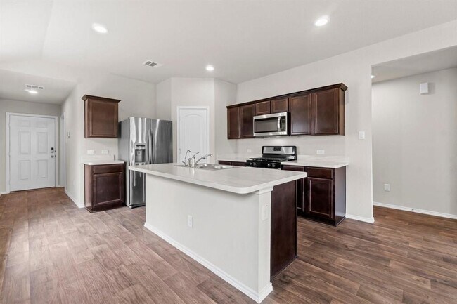 Foto del edificio - 14409 Sugar Pines Dr