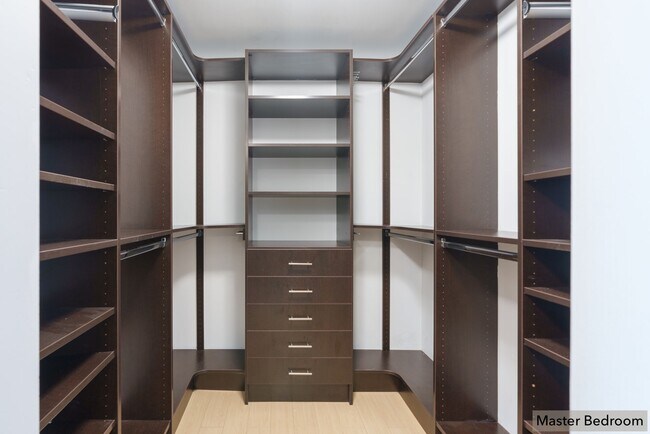 Foto del edificio - 50 Menores Ave