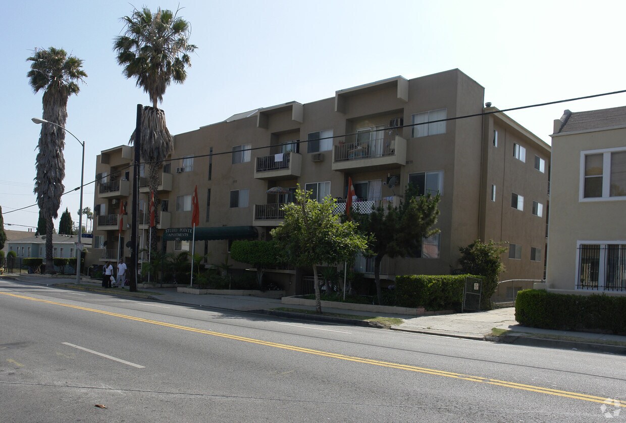 Foto del edificio - Studio Pointe Apartments