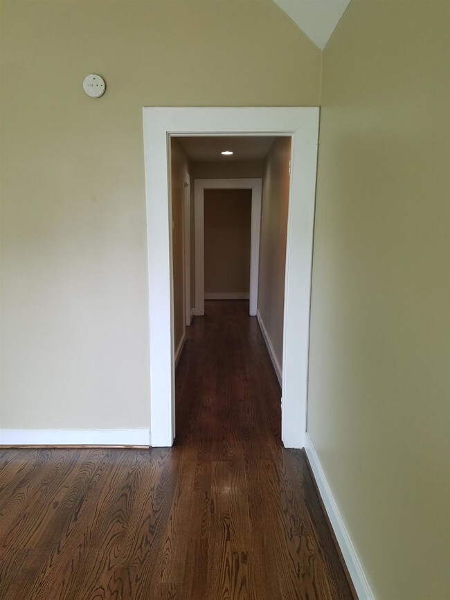 Foto del edificio - 901 Russell St