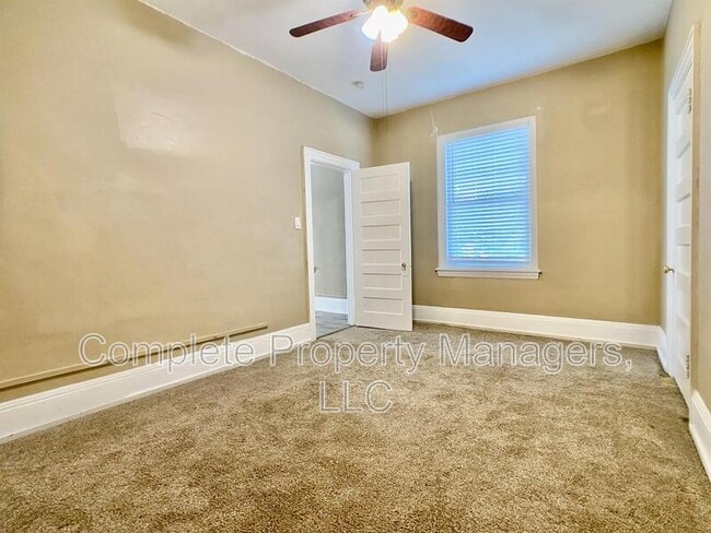 Foto del edificio - 517 E 4th St