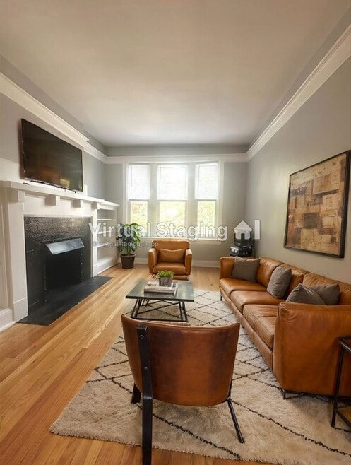 Building Photo - 6257 Lakewood