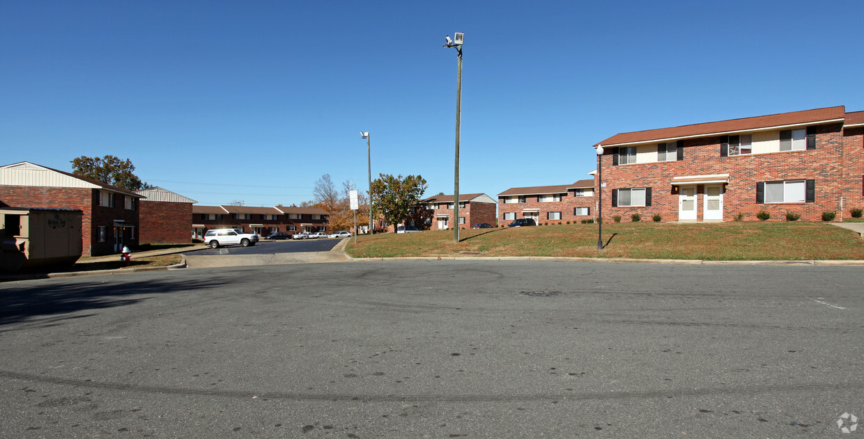 Building Photo - Tucker Street Apartments