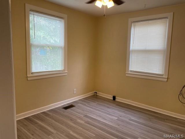 Foto del edificio - 121 Oak Forest Dr