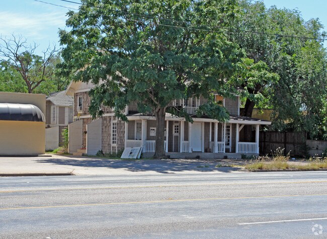 Building Photo - 2309 34th St
