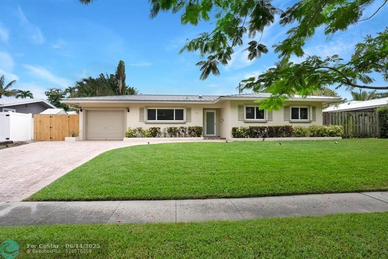 Foto principal - 1365 SW 9th St