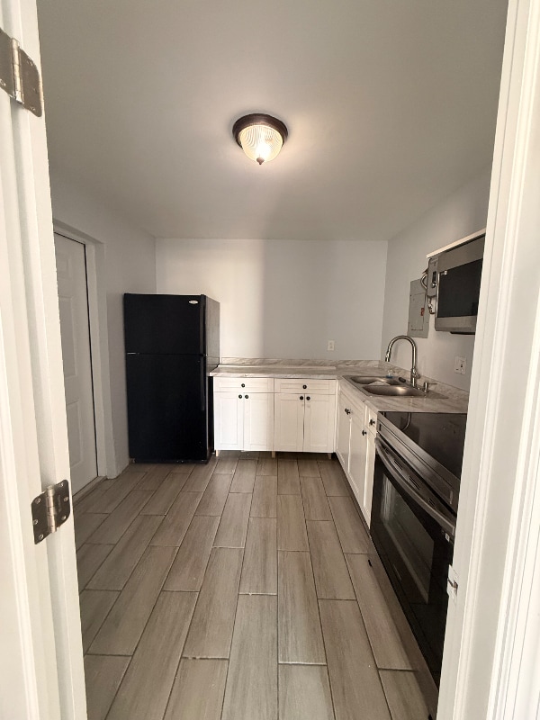 Building Photo - 826 Avenida Hermosa