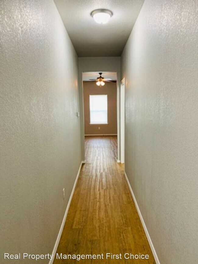 Building Photo - 3 br, 2.5 bath House - 2100 Ingalls Lane A...