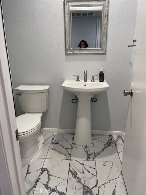 Building Photo - 27051 Sun City Blvd