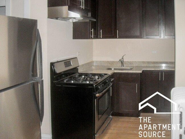 Photo - 514 W Cornelia Ave Apartment