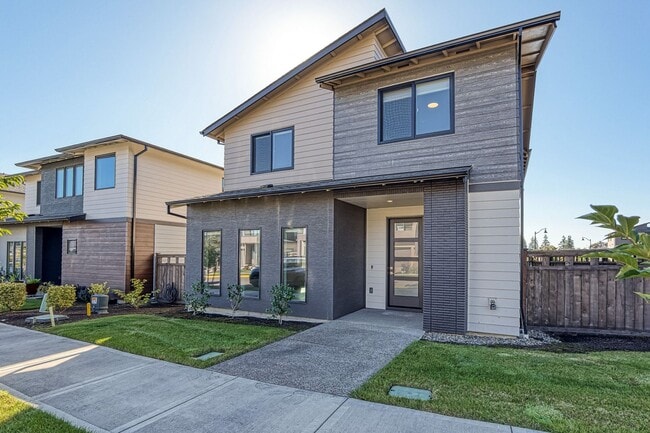 Building Photo - Newer Construction 4 Bedroom Home at Pleas...