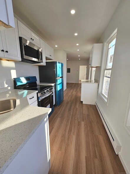 Photo - 1153 Main St Apartment