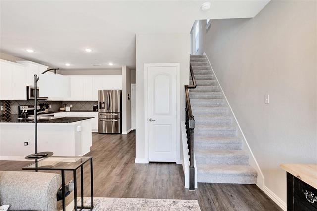 Building Photo - 2917 Bluets Dr