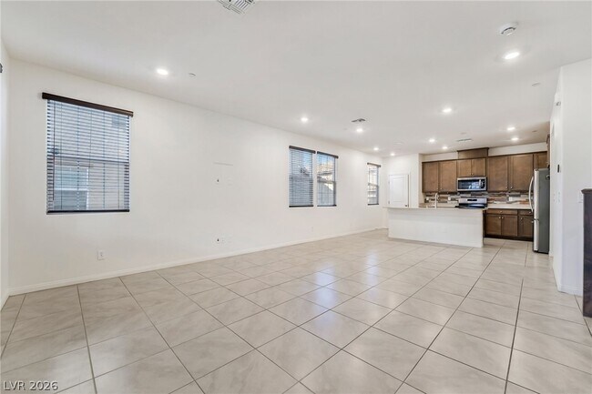 Foto del edificio - 3732 Via Gennaro