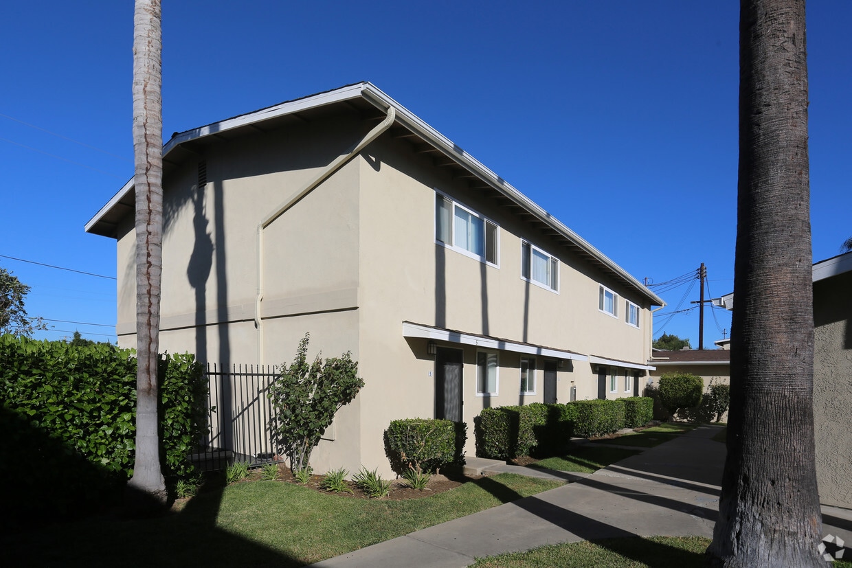 Foto del edificio - Villas at Orange